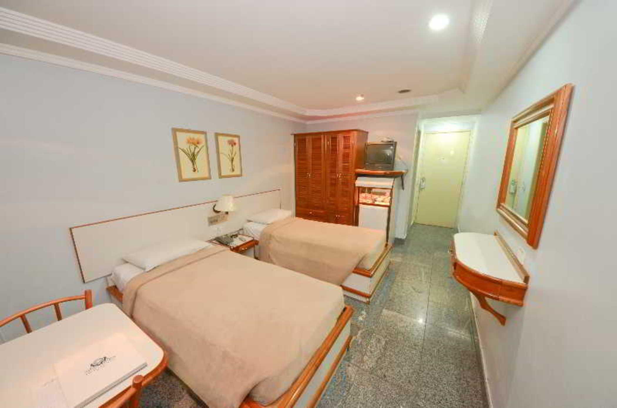 Regency Copacabana 3*